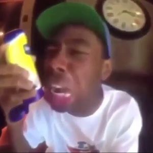 Meet your Posher, Ayanna